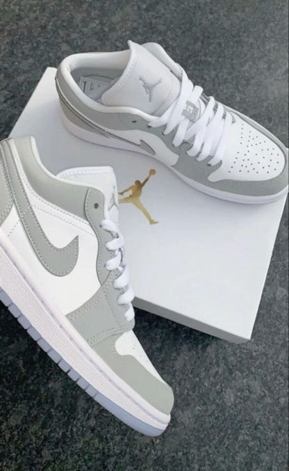 Air Jordan 1 Low - Wolf Grey
