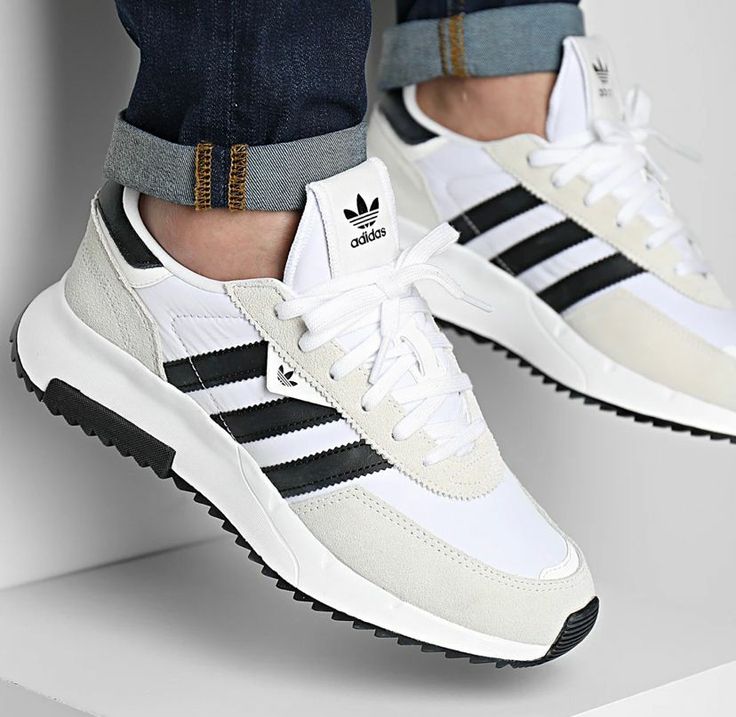 ADIDAS RETROPY F2