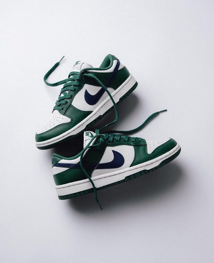 NIKE DUNK LOW - Green