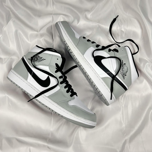 Nike Air Jordan 1 Mid - Light Smoke Grey